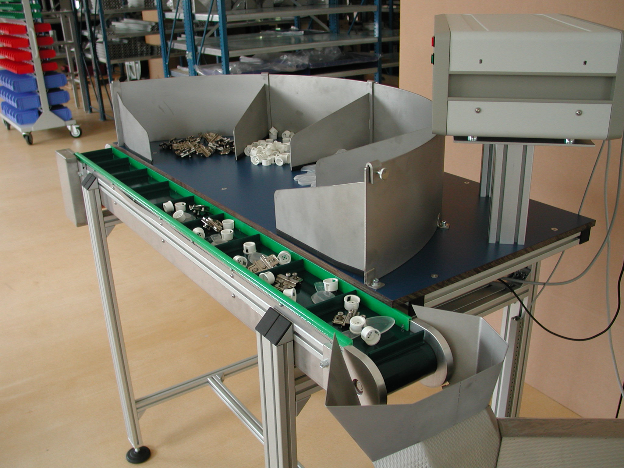 LB100+Tisch+LV500_03